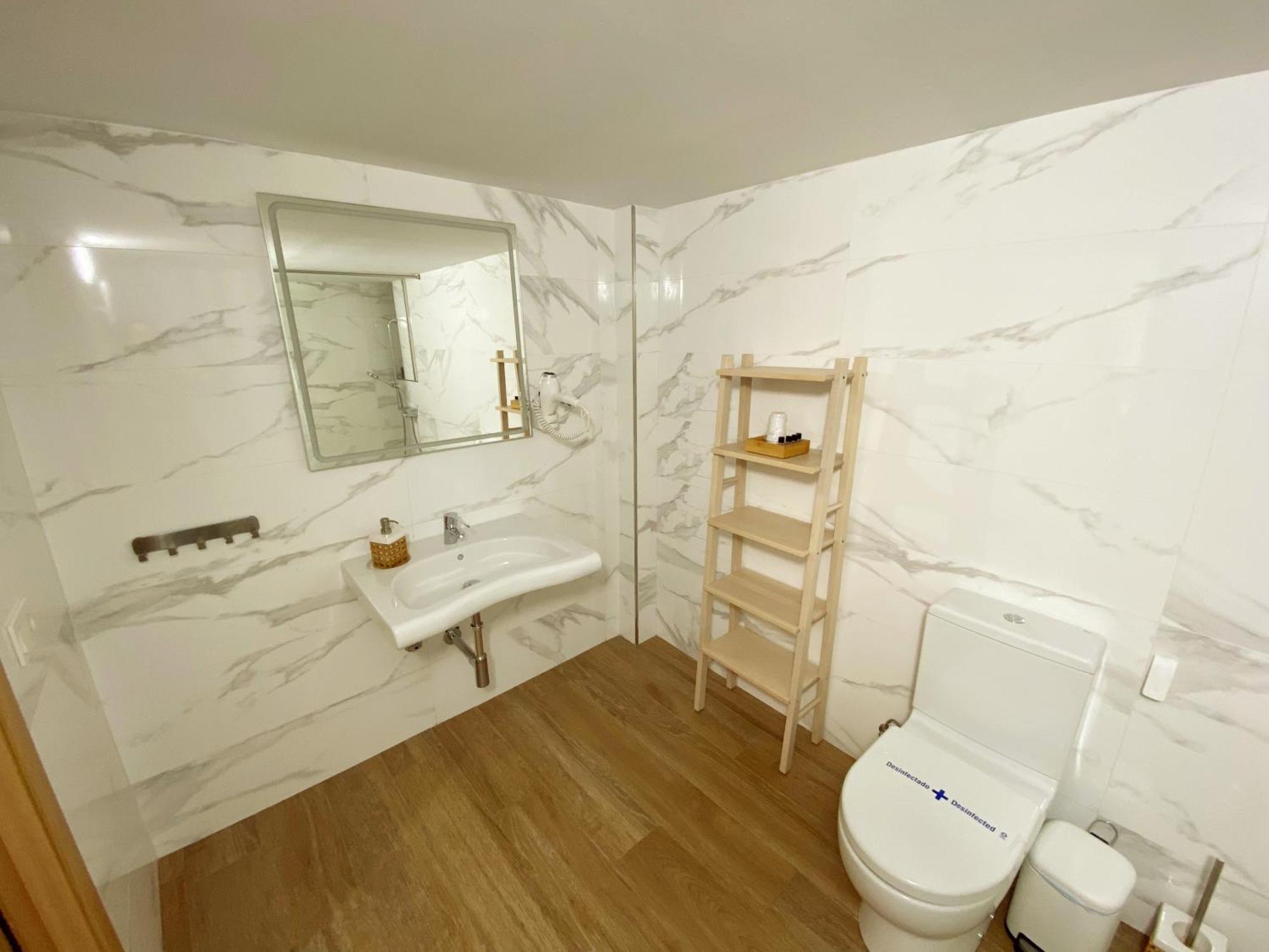 Apartament La Victoria 1 *